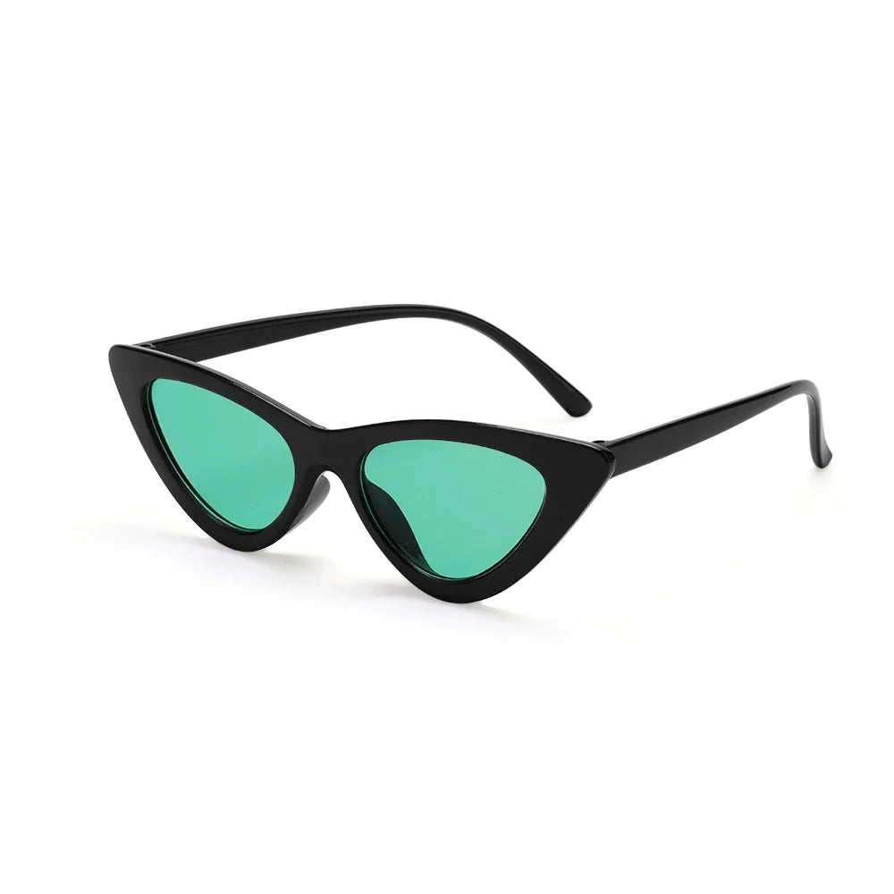 New Sexy Cat Eye Sunglasses Women Small Triangle Vintage Ladies Sunglasses Red Female Trending Streetwear UV400 Shades Eyewear