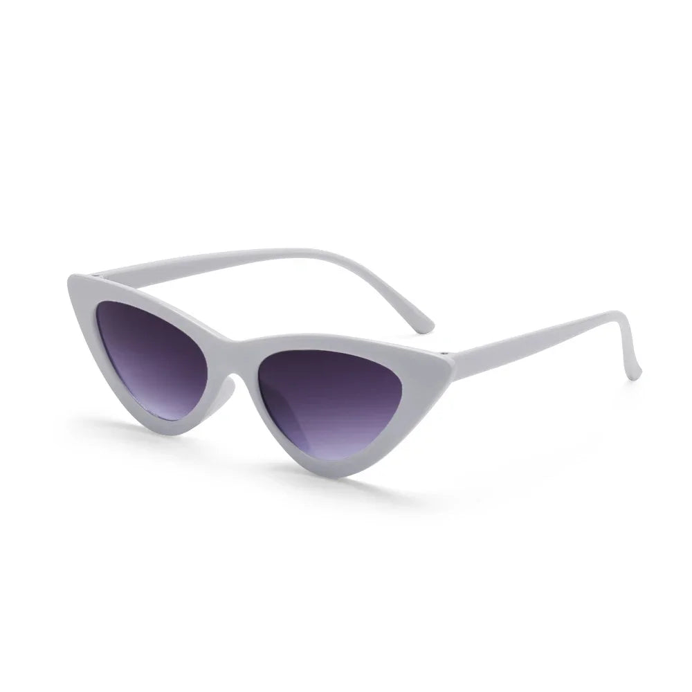 New Sexy Cat Eye Sunglasses Women Small Triangle Vintage Ladies Sunglasses Red Female Trending Streetwear UV400 Shades Eyewear