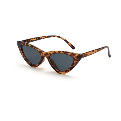 New Sexy Cat Eye Sunglasses Women Small Triangle Vintage Ladies Sunglasses Red Female Trending Streetwear UV400 Shades Eyewear