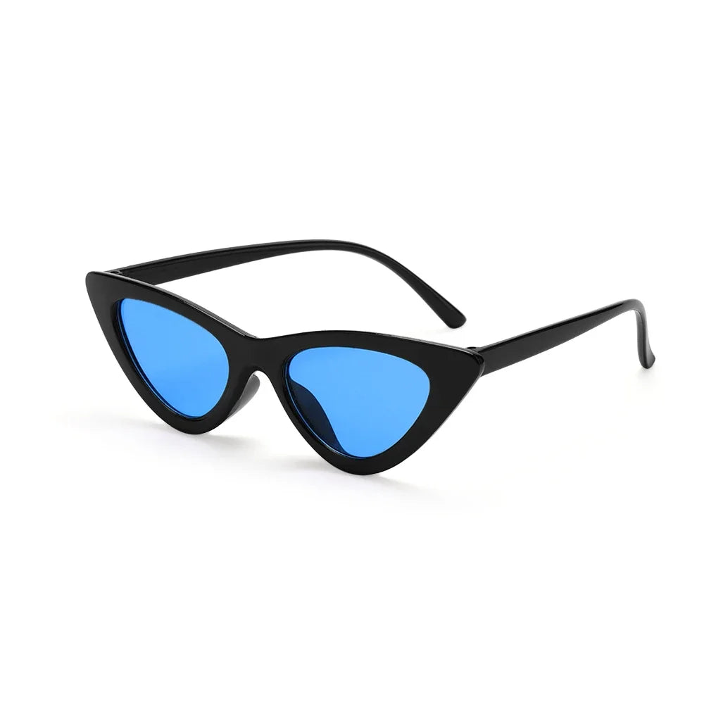 New Sexy Cat Eye Sunglasses Women Small Triangle Vintage Ladies Sunglasses Red Female Trending Streetwear UV400 Shades Eyewear